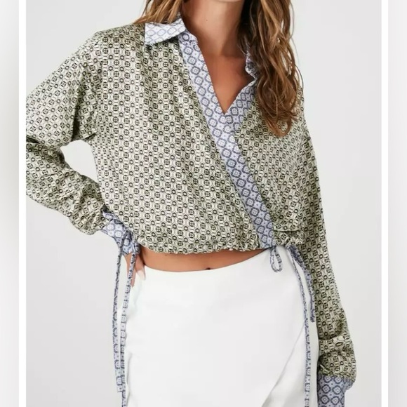 Forever 21 Abstract Print Crop Top / pre-owned - Picture 1 of 11